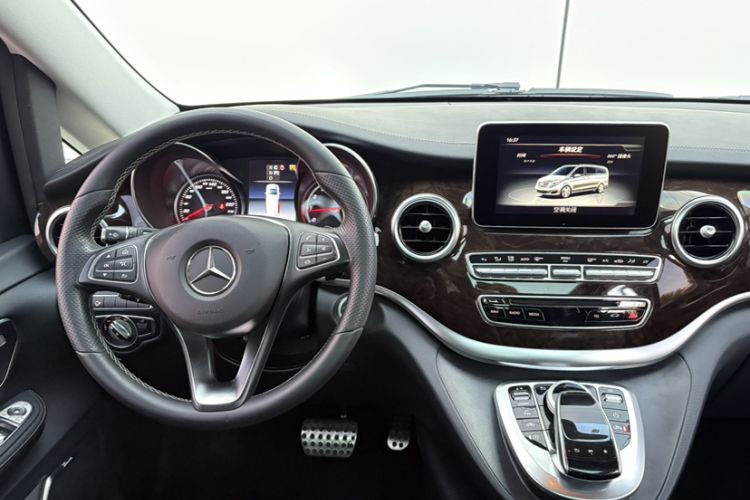 Used Mercedes-Benz V-Class 2017 V 260 Prestige Edition
