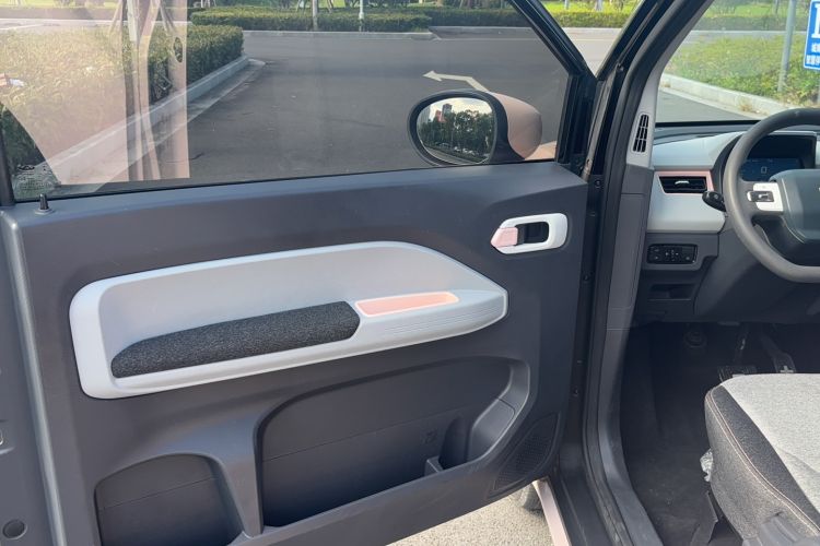 Used Chery New Energy QQ Ice Cream 2022 170km Sundae Phosphate Lithium-Ion