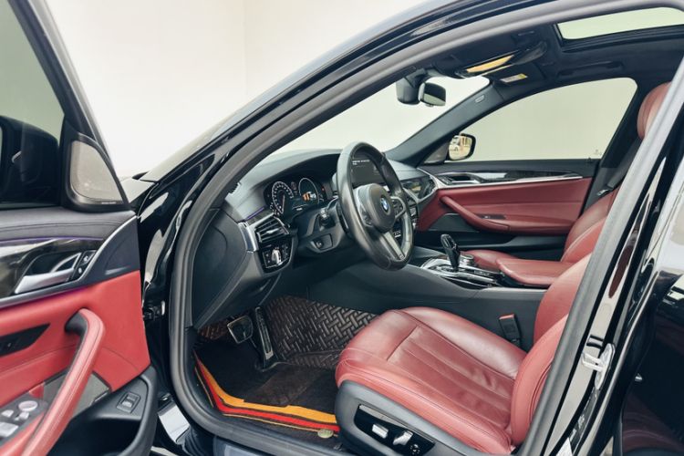 Used BMW 5 Series 2019 530Li Luxury Edition M Sport Package
