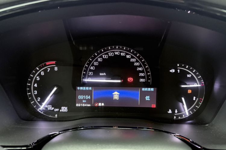 Used Cadillac XT5 2018 28E Four-Wheel Drive Tech Version
