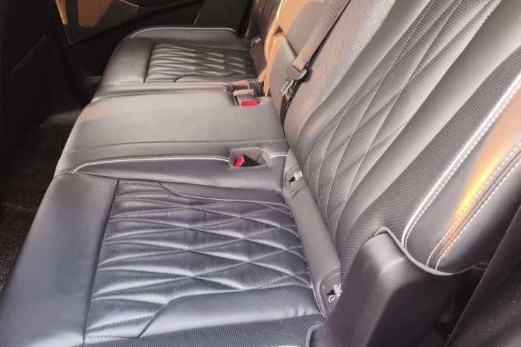 Used GAC Trumpchi GS8 2022 Double-Energy Series 2.0TM Four-Wheel Drive Premium Edition (7 Seats) Interior 3