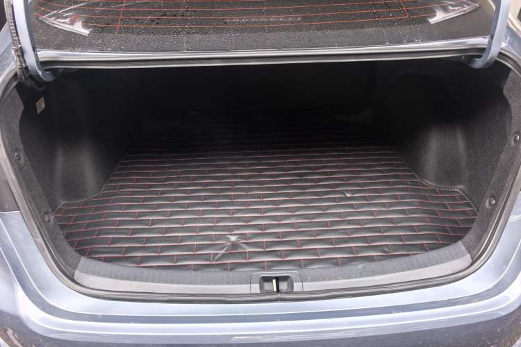 Used Toyota Corolla 2021 Dual-Motor 1.8L E-CVT Elite Edition
