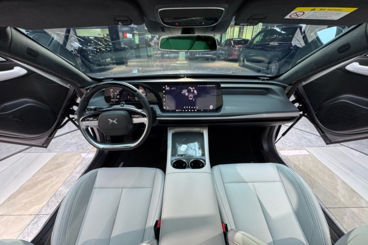 Used XPeng P7 2024 P7i 702 Max Pengyi Edition Interior 9