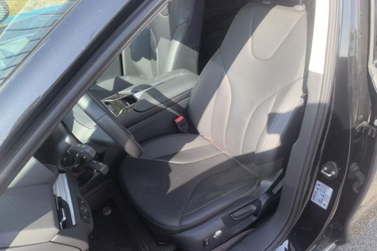 Used Hongqi E-QM5 2024 560km PLUS