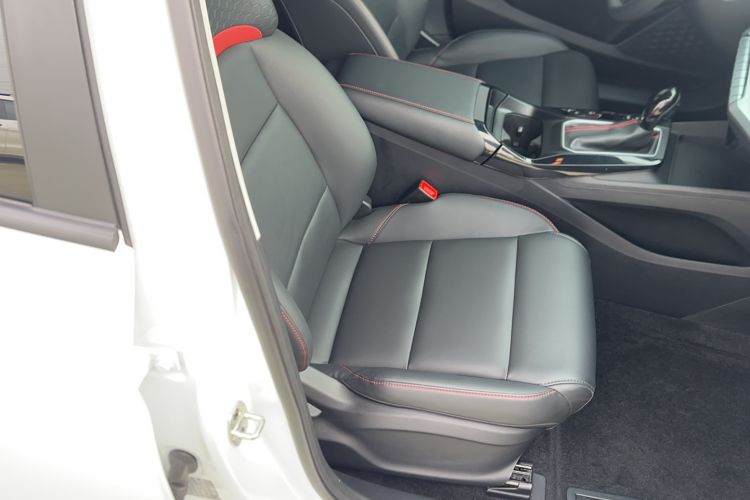 Used MG 5 2022 180 DVVT CVT Youth Style Edition Right Front Seat