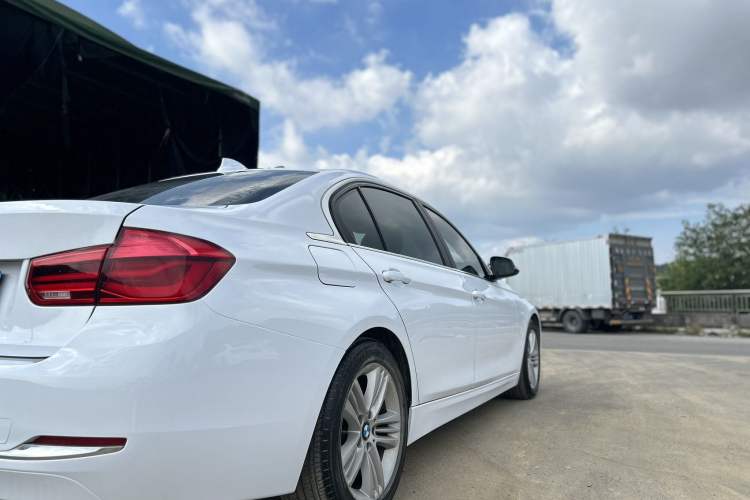 Used BMW 3 Series 2016 320Li Fashion Model
