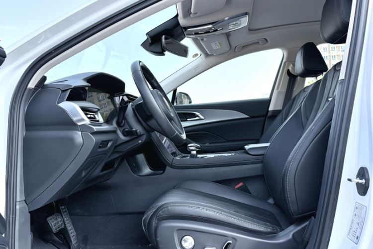 Used Hongqi H5 2023 1.5T HEV Smart Connect Flagship Edition Interior 4