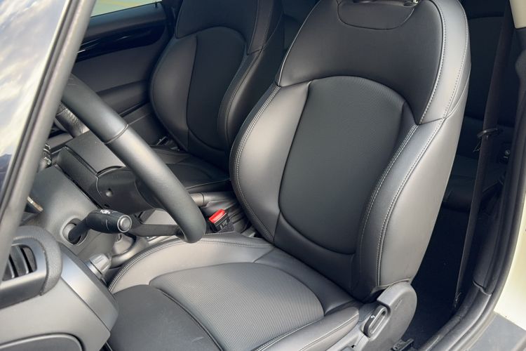 Used MINI 2022 1.5T COOPER Artist