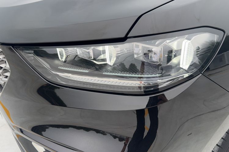 Used Wey VV5 2021 1.5T Two-Wheel Drive Color Pioneer