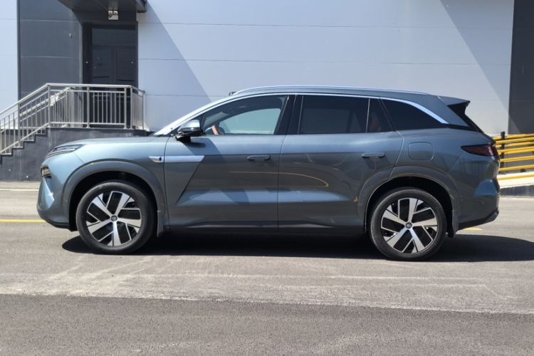 Used BYD Tang L 2025 EV 670KM LiDAR Flagship Version
