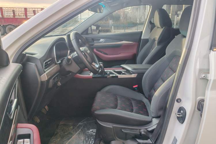 Used JETOUR X70 2023 1.5T Manual Overdrive Version 5 Seats Interior 3