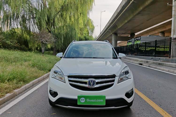 Used CHANGAN CS35 2012 1.6L Manual Luxury Model China IV Standard
