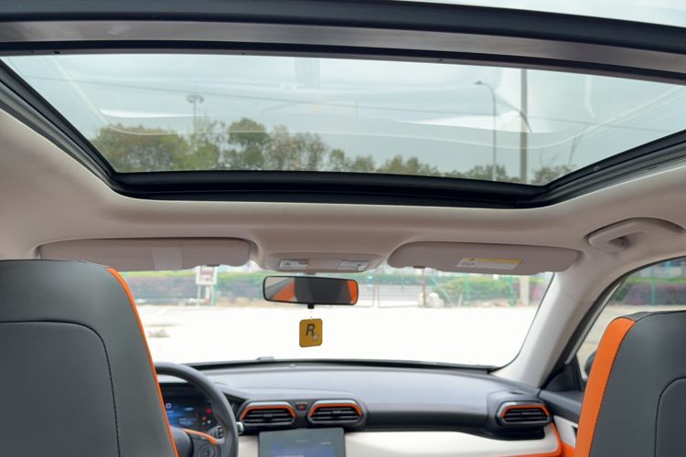 Used Dongfeng Aeolus Yixuan GS 2023 Mach Edition 1.5L Automatic Wealth Creation Version Headliner