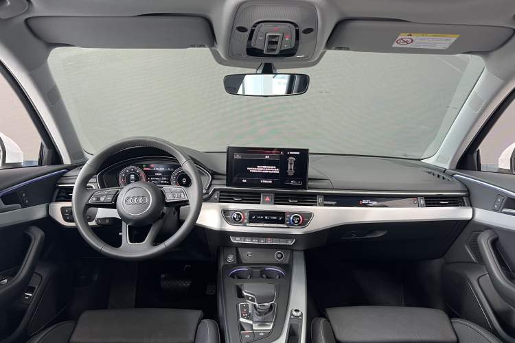 Used Audi A4L 2020 40 TFSI Luxury Dynamic Model
