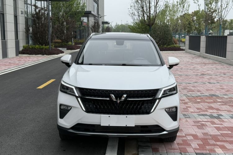 Used Wuling Asta 2021 1.5T CVT Starlight Edition Exterior 10