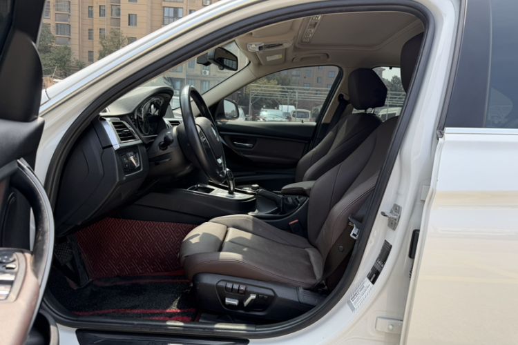 Used BMW 3 Series 2018 320Li Fashion Model
