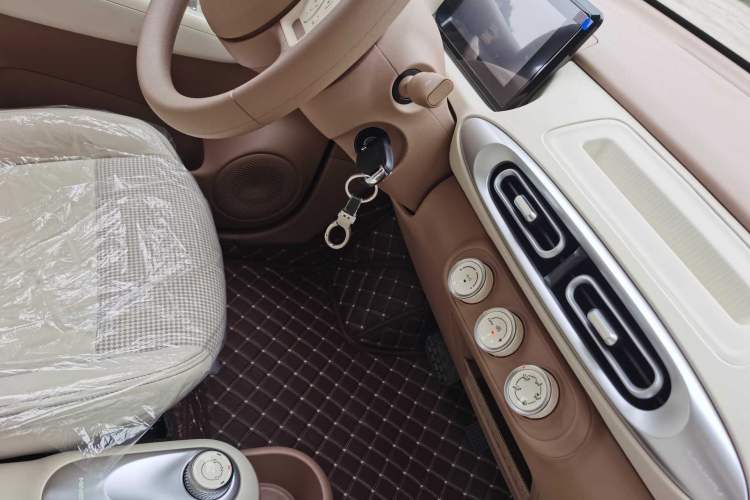 Used Wuling Hongguang MINIEV 2025 Four-Door Version Advanced Edition