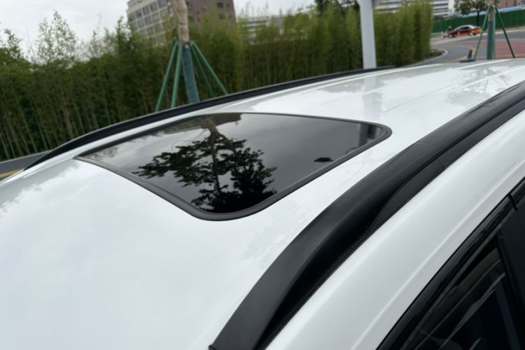 Used Dongfeng Fengon 580 2022 1.5T Automatic Luxury Version Roof