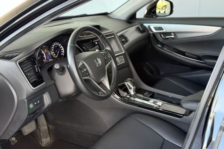 Used Honda Spirior 2015 2.4L Luxury Edition
