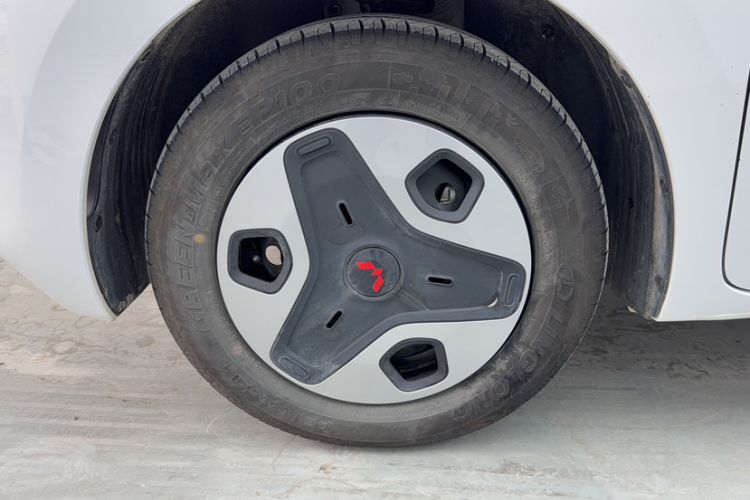 Used Wuling Zhiguang New Energy 2025 Model 305km Ambitious Edition Exterior 11