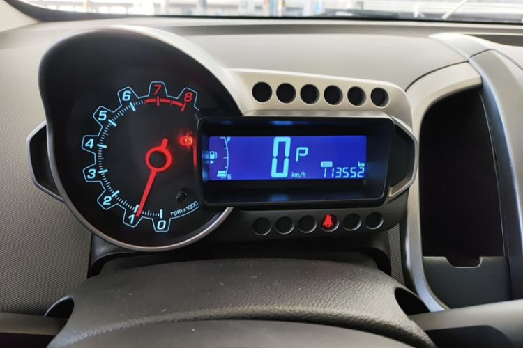 Used Chevrolet Aveo Sonic 2013 Sedan 1.4L Automatic with Sunroof
