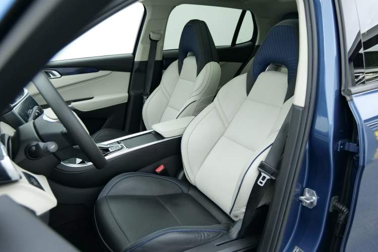 Used Lynk & Co 01 2017 2.0T Two-Wheel Drive Zhaopu Version