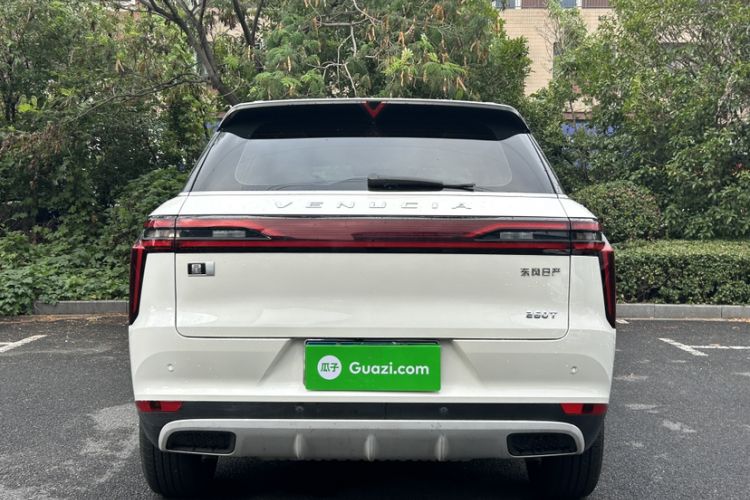 Used Venucia Star 2021 260T Automatic 48V Mild Hybrid Turbocharged Star Achieve Edition
