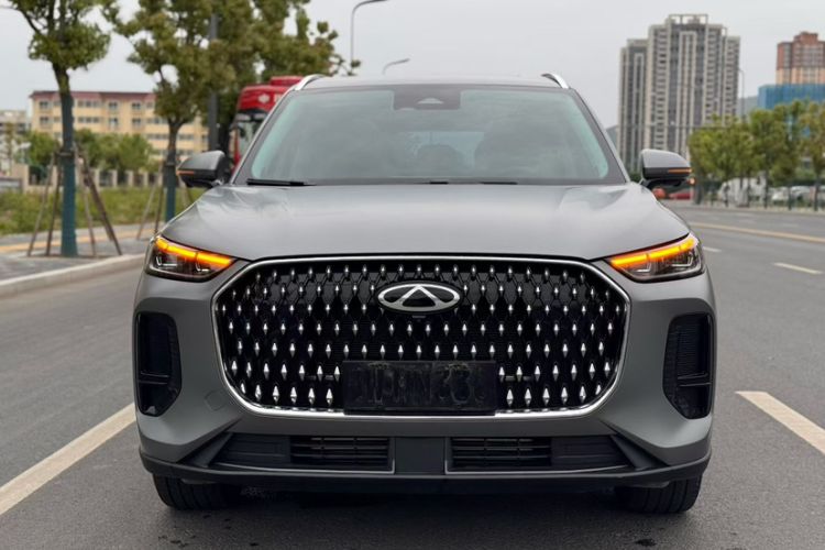 Used Chery Tiggo 8 L 2025 Model 2.0T Two-Wheel Drive Changhong Edition—5 Seaters