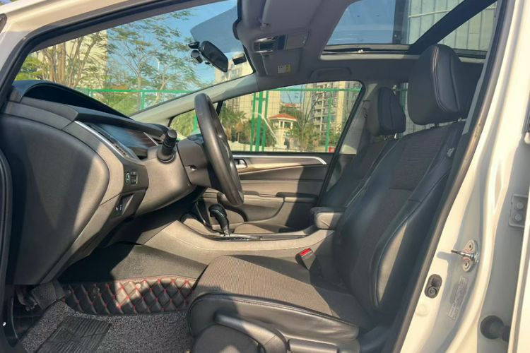 Used Honda Jade 2020 1.8L automatic Comfort version
