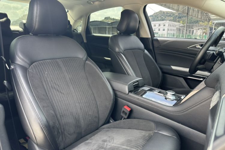 Used Ford Taurus 2019 EcoBoost 245 Comfort Edition Interior 6