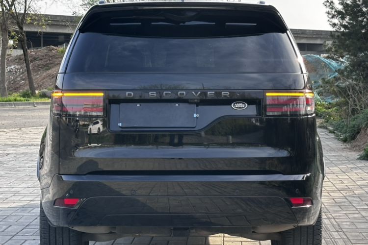 Used Land Rover Discovery 2024 360 PS Dynamic SE Exterior 3