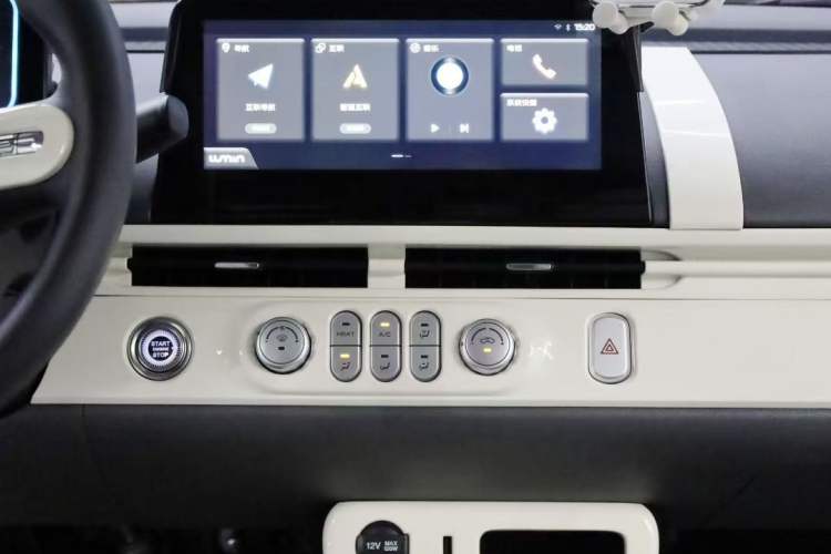 Used Changan Lumin 2022 210km Sweet Edition