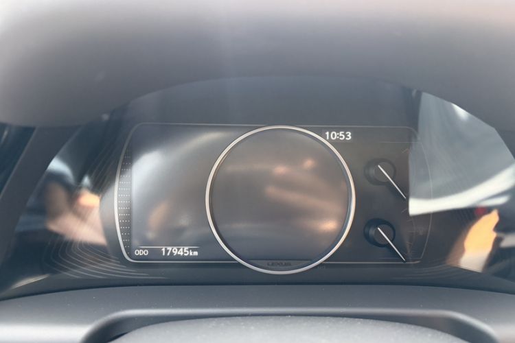 Used Lexus ES 2021 200 Excellence Edition Odometer Close Up