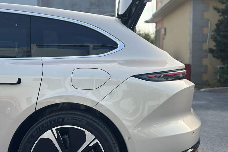 Used Nio ET5T 2025 100kWh Touring