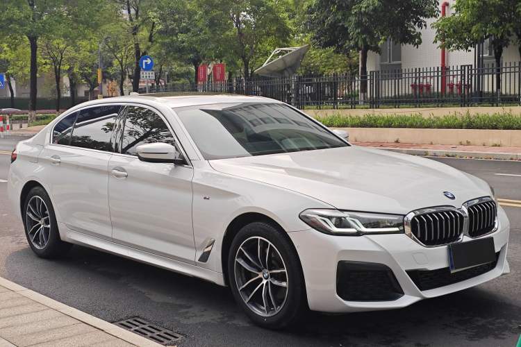 Used BMW 5 Series 2021 525Li M Sport Package Exterior 3