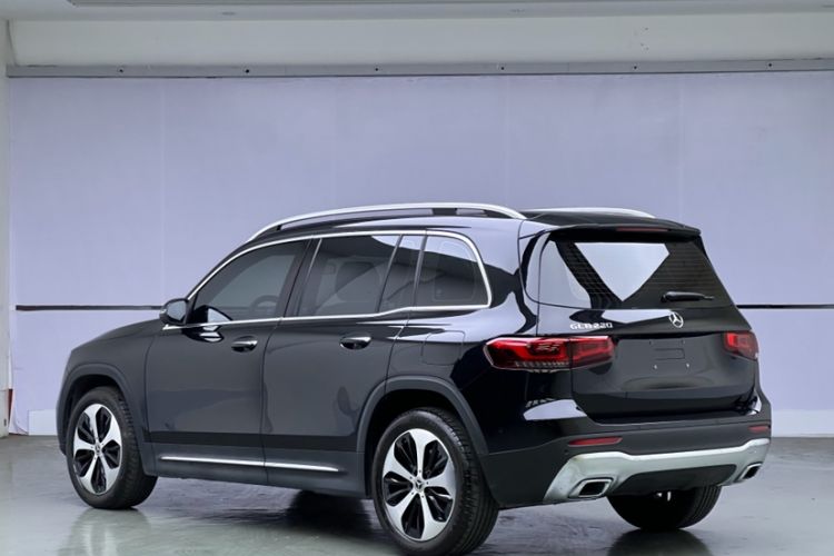 Used Mercedes-Benz GLB 2023 GLB 220 Fashion Model Exterior 2