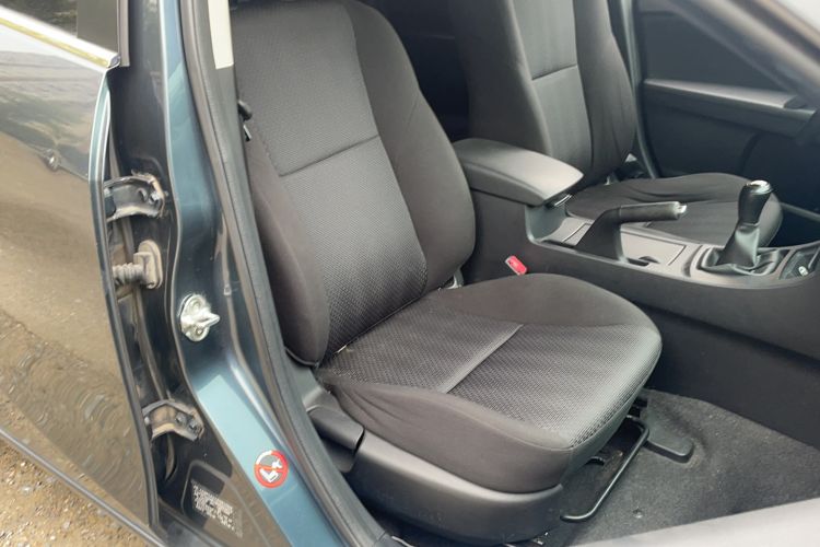 Used Mazda Mazda 3 2012 Hatchback 1.6L Manual Comfort Model