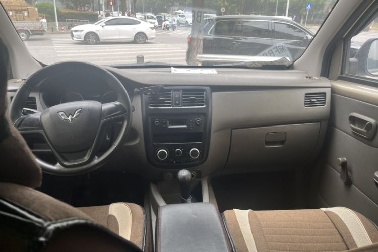 Used Wuling Rongguang V 2018 1.5L Practical Version