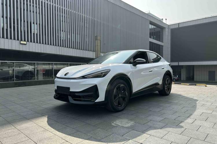 Used Volkswagen ID.UNYX 2024 Pro Long-Range Version