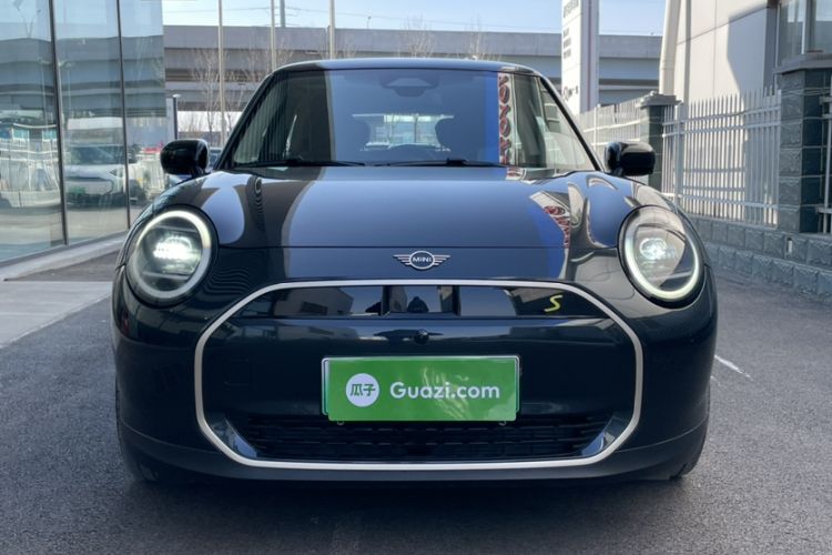 Used MINI Electric MINI COOPER 2024 452km COOPER SE Artist