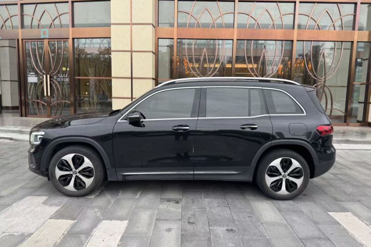 Used Mercedes-Benz GLB 2022 Updated GLB 200 Fashion Edition