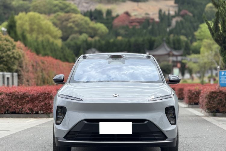 Used Nio ES8 2023 75 kWh Executive Edition
