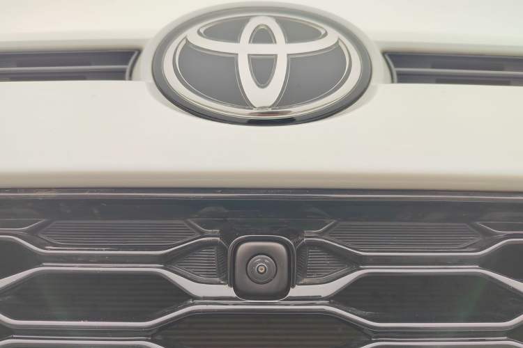 Used Toyota Wildlander 2023 2.0L CVT Two-Wheel Drive Luxury PLUS Edition
