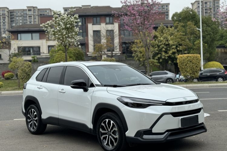 Used Toyota FRONTLANDER 2026 Model 2.0L CVT Luxury Edition