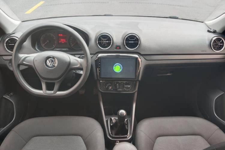Used Volkswagen Jetta 2017 1.5L Manual Fashion Edition
