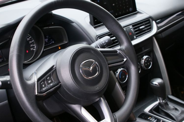 Used Mazda CX-4 2018 2.0L Automatic Two-Wheel Drive Blue Sky Dynamic Version China V Standard