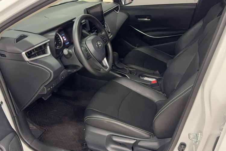 Used Toyota Corolla 2022 Dual-Motor 1.8L E-CVT Pioneer Edition
