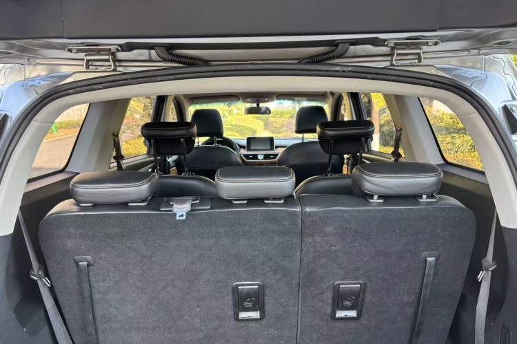 Used Wuling Hongguang S3 2018 1.5L Manual Luxury Model China V Standard
