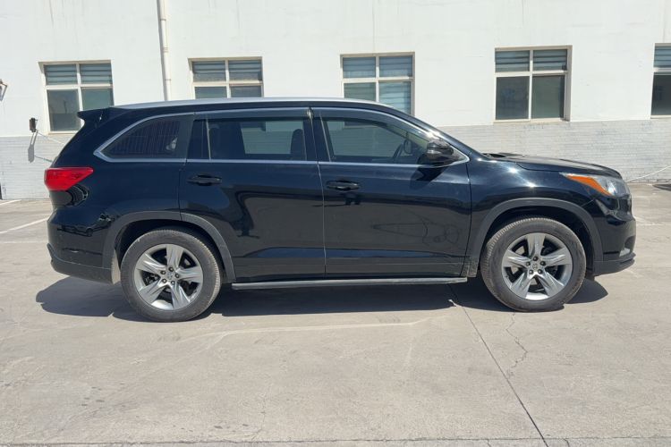 Used Toyota Highlander 2015 2.0T Four-Wheel Drive Luxury Edition 7-Seater Exterior 2