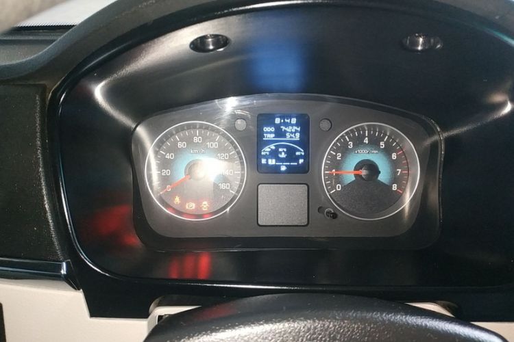 Used Jinbei New Hiace X30L 2022 1.5L Wealth Edition Air-Conditioning-Free Van China VI Standard SWC15M
